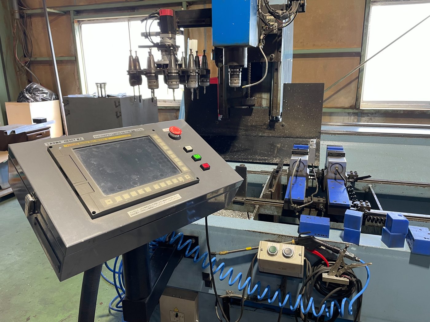 NC長尺穴加工機